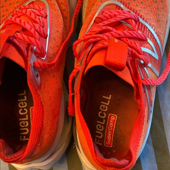 New balance fuel cell supercomp - Picture 4 of 10